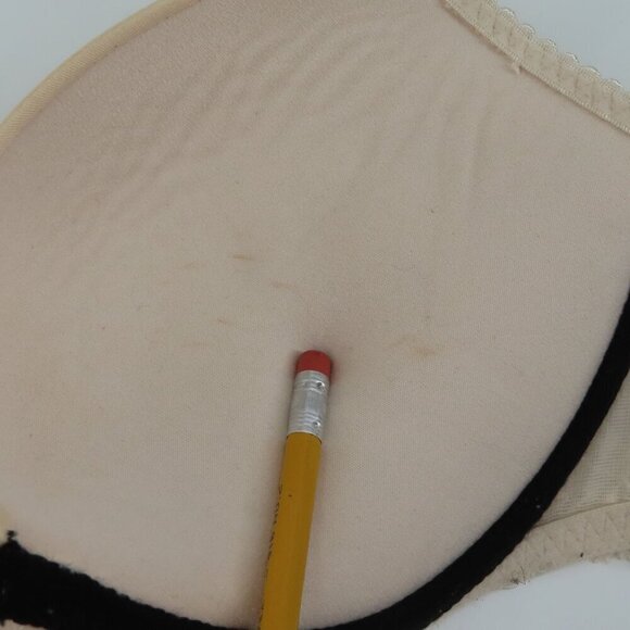 Victorias Secret 32D Very Sexy Push Up Bra Cream Lace Black Padded Underwire - Picture 12 of 16